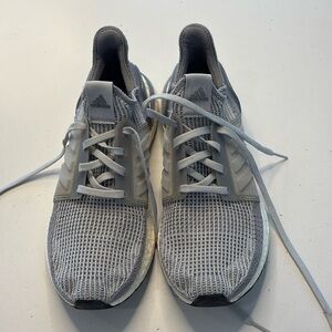 Adidas ultra boost men’s size 9